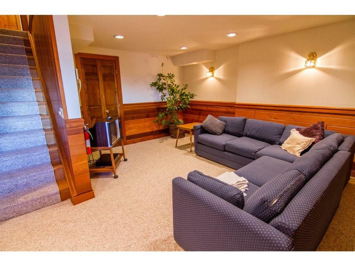 Ski In/Out Trailside Townhome Killington Bagian luar foto